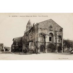 Saintes