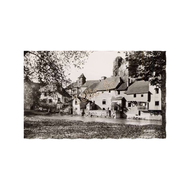 Segur-Le-Chateau