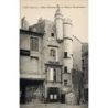 Uzes