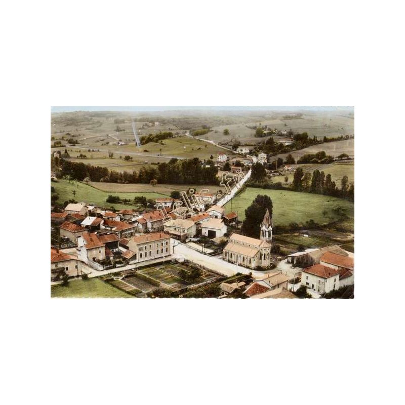 Cour-Et-Buis