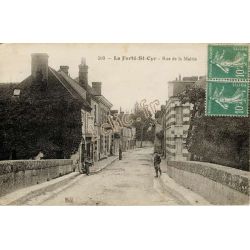 La Ferte-Saint-Cyr