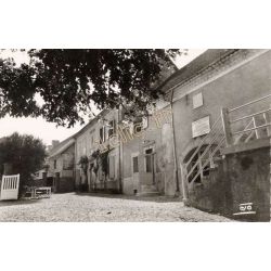 Le Noyer