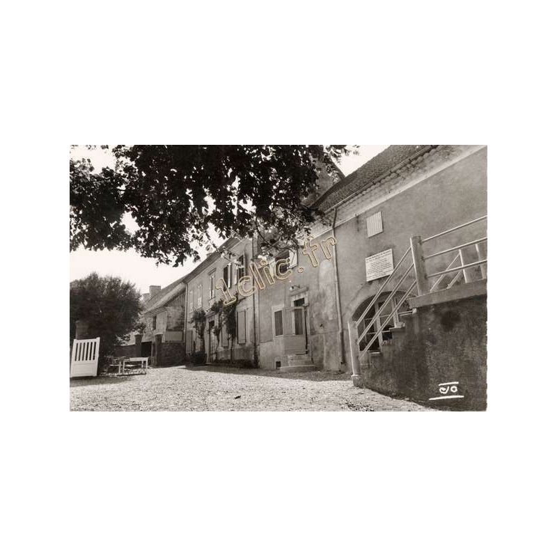 Le Noyer
