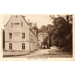 Moon-Sur-Elle