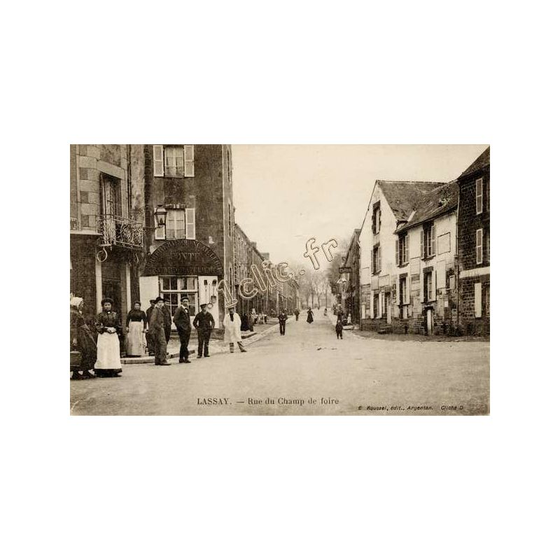 Lassay-Les-Chateaux