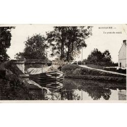 Moncourt