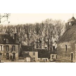 Semur-En-Vallon