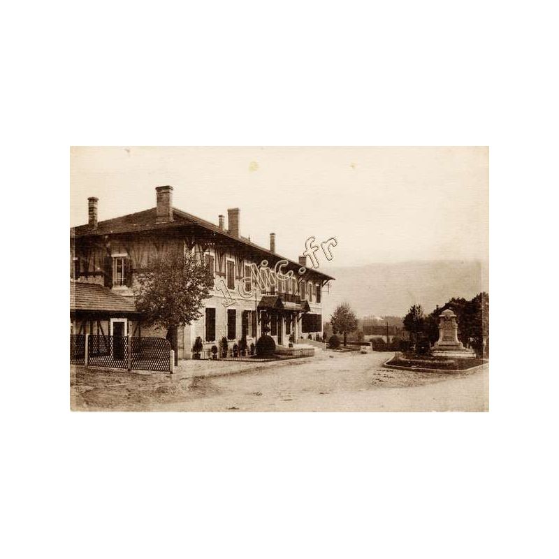 Peyrieu