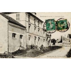 Favieres
