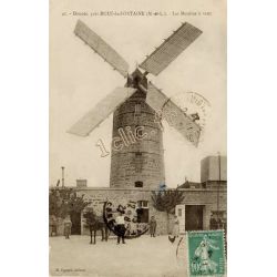 Moulins