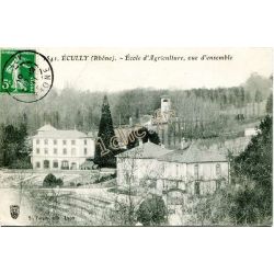 Ecully