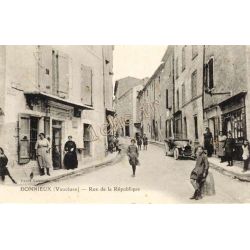Bonnieux