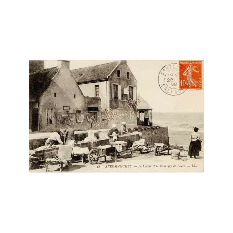 Arromanches-Les-Bains
